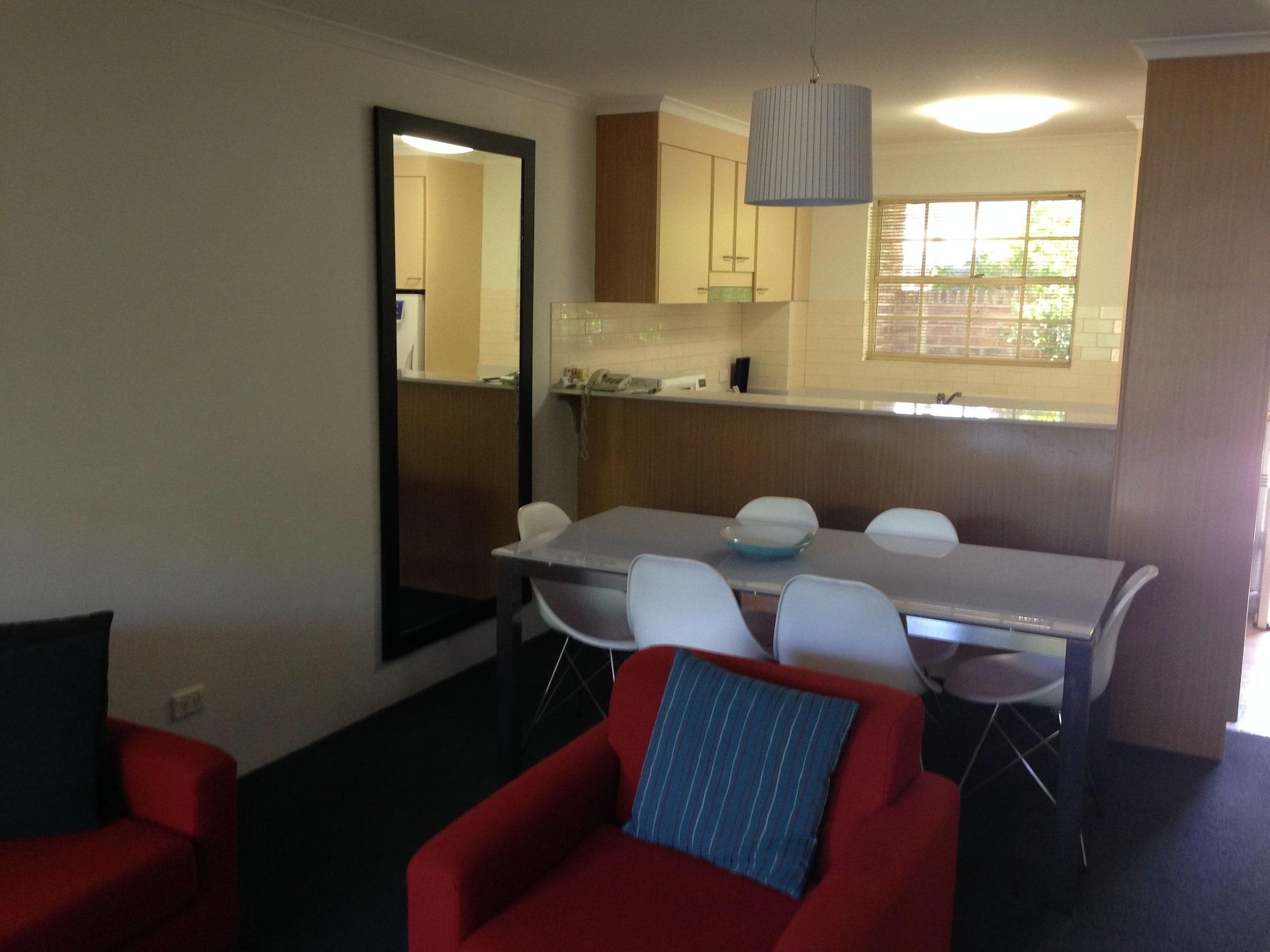 Adina Serviced Apartments Canberra Kingston Exteriér fotografie