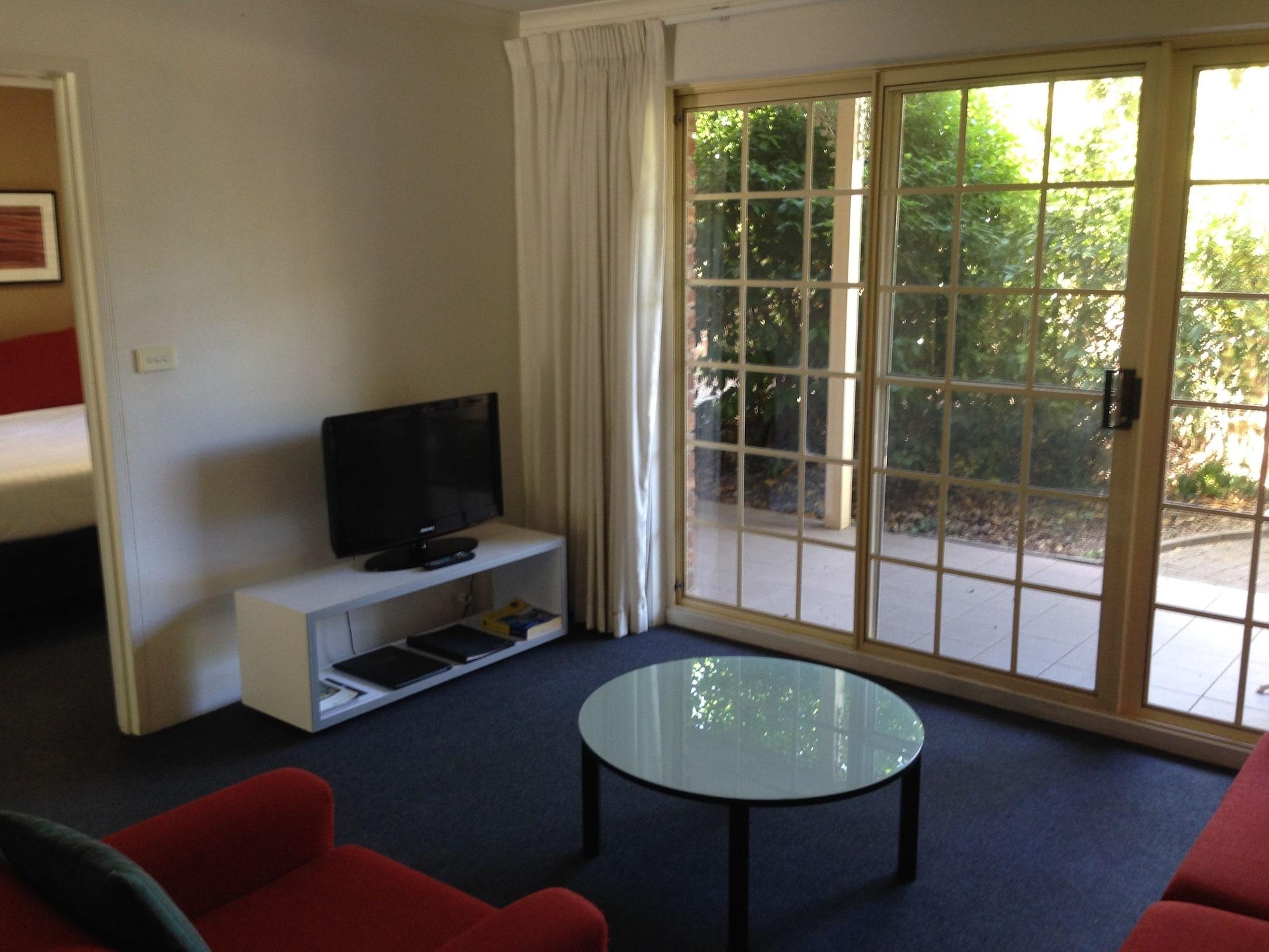 Adina Serviced Apartments Canberra Kingston Exteriér fotografie
